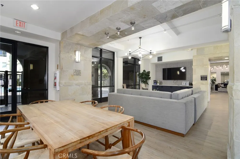 24507 Town Center #7218 Valencia, CA 91355