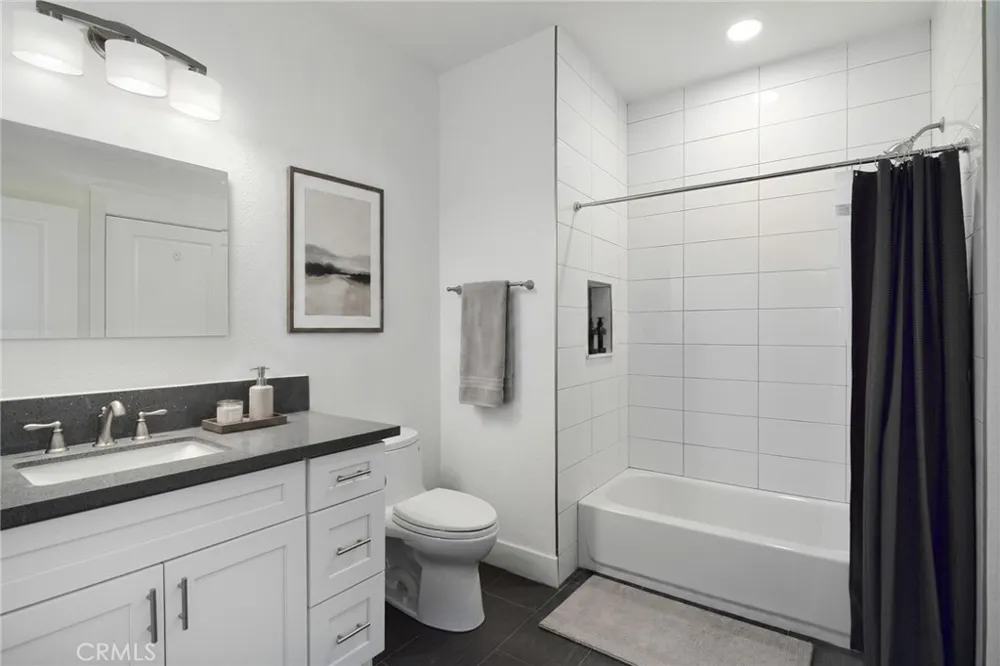 24507 Town Center #7218 Valencia, CA 91355