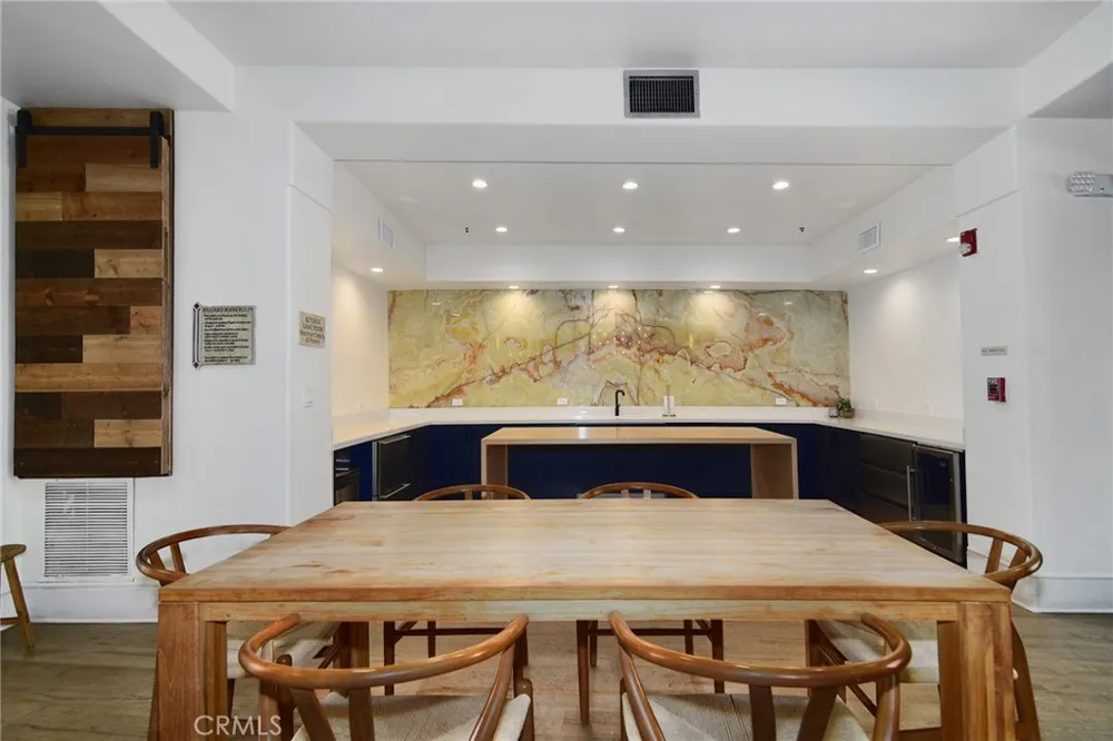 24507 Town Center #7218 Valencia, CA 91355