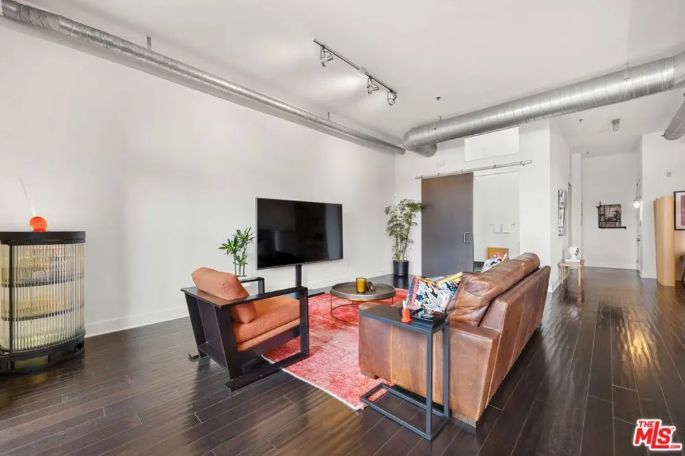 13320 Beach Avenue #103 Los Angeles, CA 90292