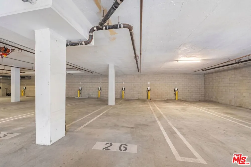 13320 Beach Avenue #103 Los Angeles, CA 90292