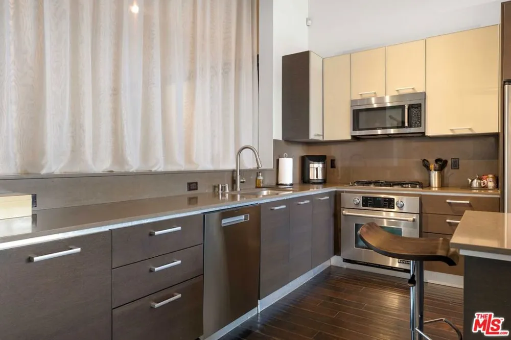 13320 Beach Avenue #103 Los Angeles, CA 90292