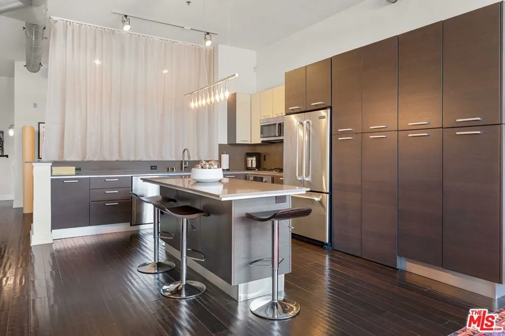 13320 Beach Avenue #103 Los Angeles, CA 90292