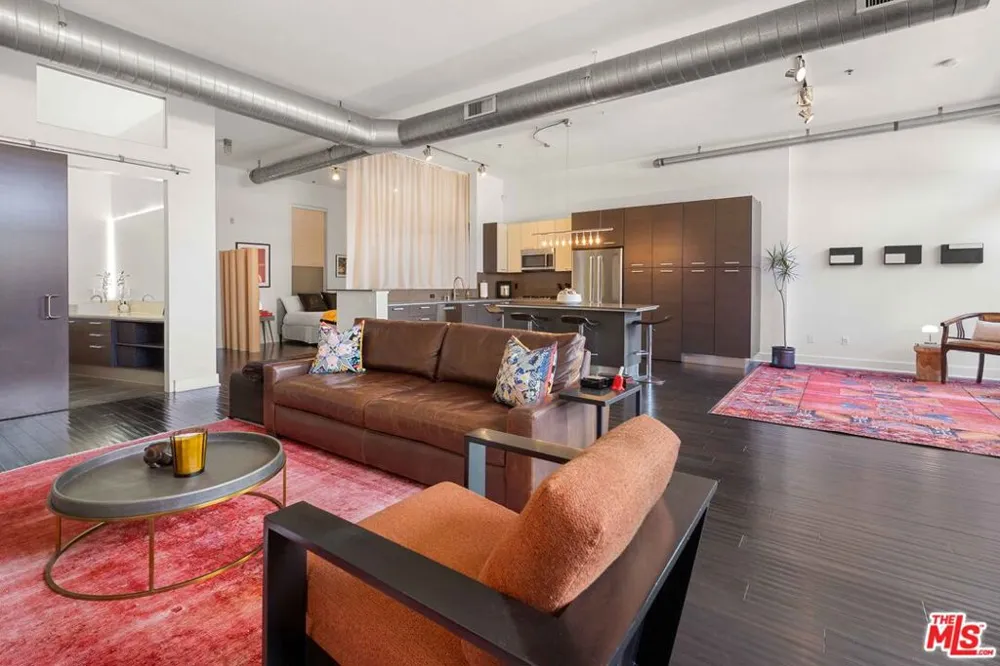 13320 Beach Avenue #103 Los Angeles, CA 90292