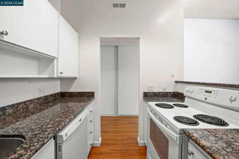 460 Civic Dr #301 Walnut Creek, CA 94596