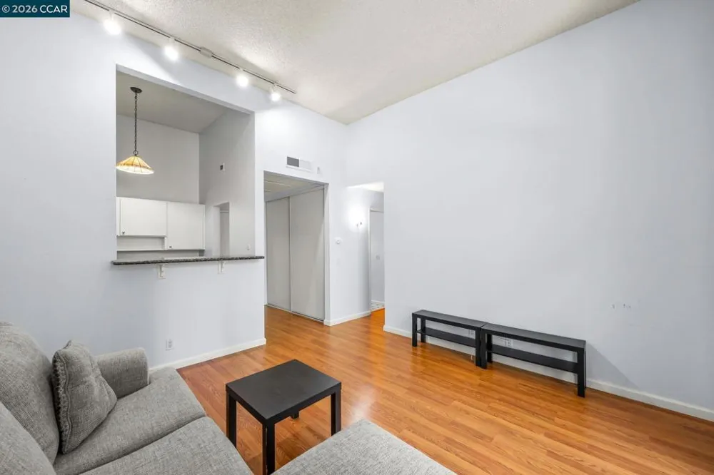 460 Civic Dr #301 Walnut Creek, CA 94596