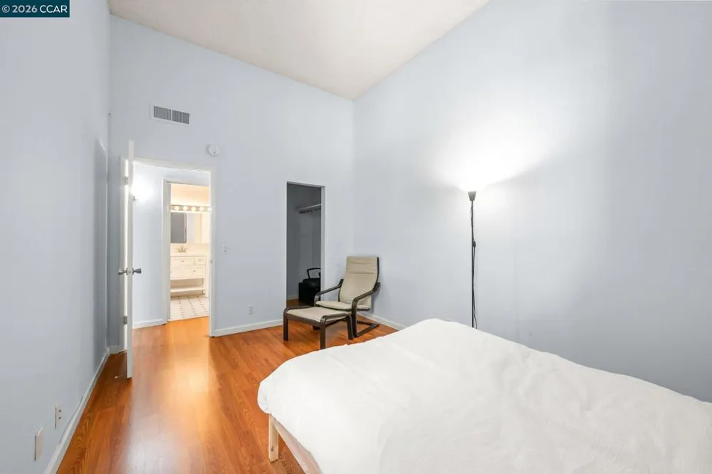 460 Civic Dr #301 Walnut Creek, CA 94596