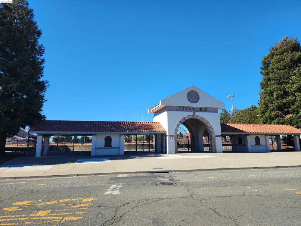 21 Monte Vista Ave Vallejo, CA 94590