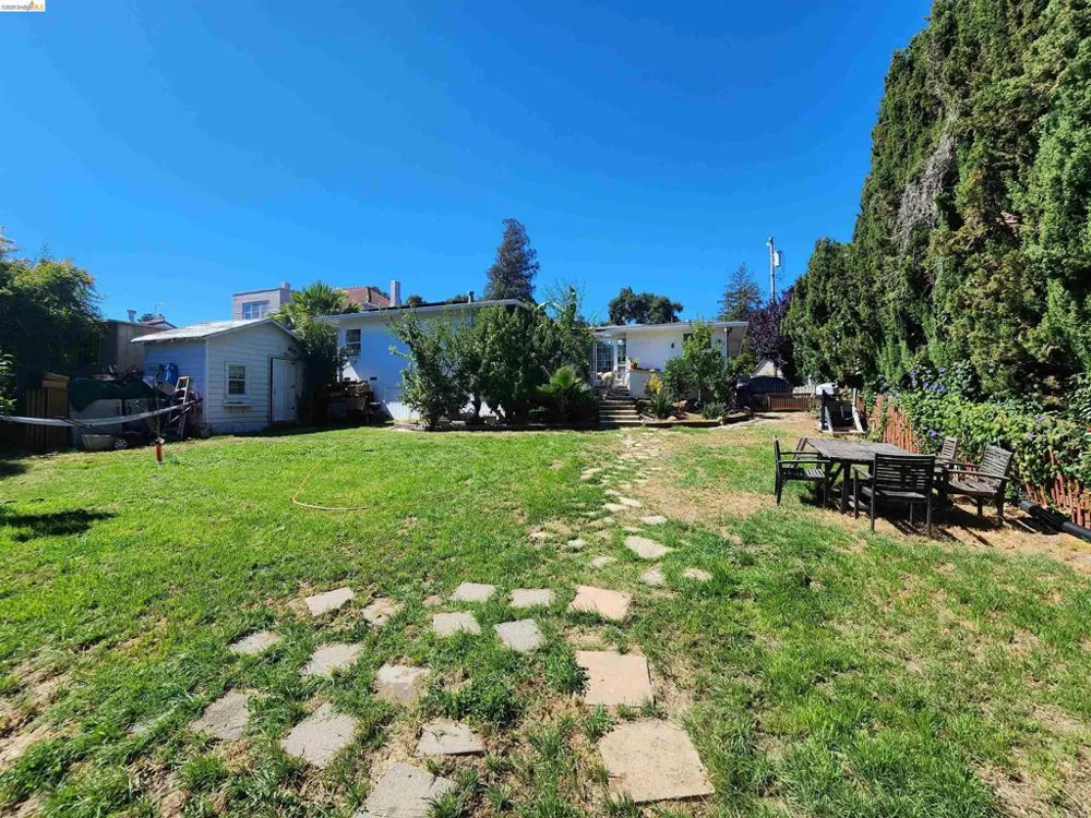 21 Monte Vista Ave Vallejo, CA 94590
