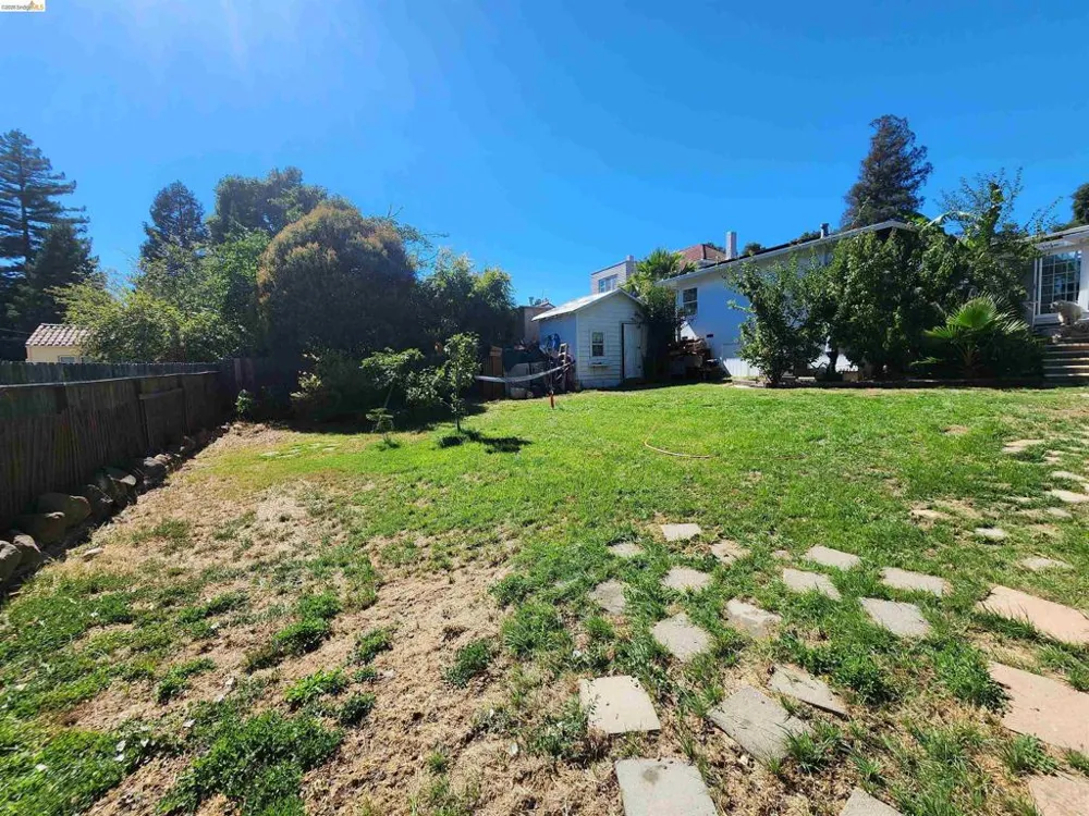 21 Monte Vista Ave Vallejo, CA 94590