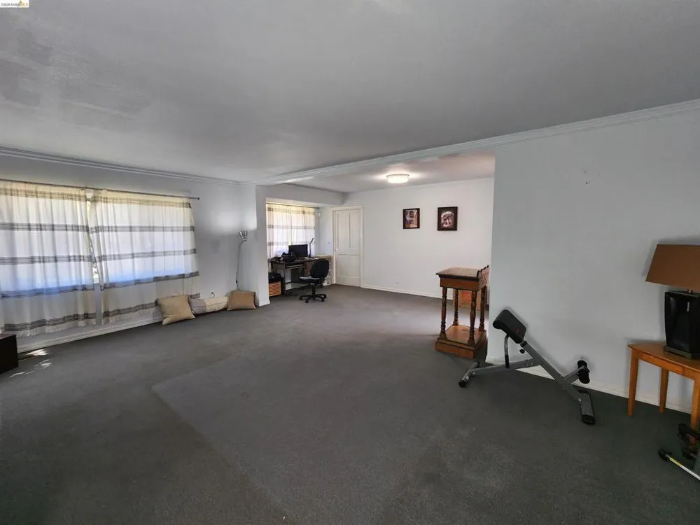 21 Monte Vista Ave Vallejo, CA 94590