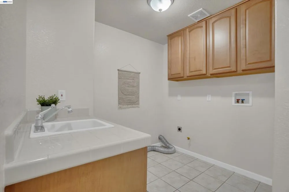 13253 Emerald Bay Ct Lathrop, CA 95330
