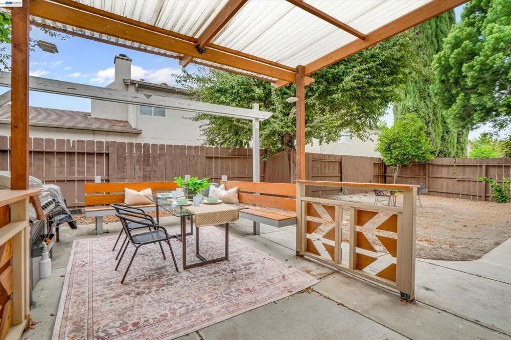 13253 Emerald Bay Ct Lathrop, CA 95330