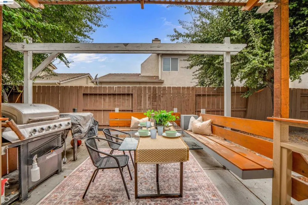 13253 Emerald Bay Ct Lathrop, CA 95330