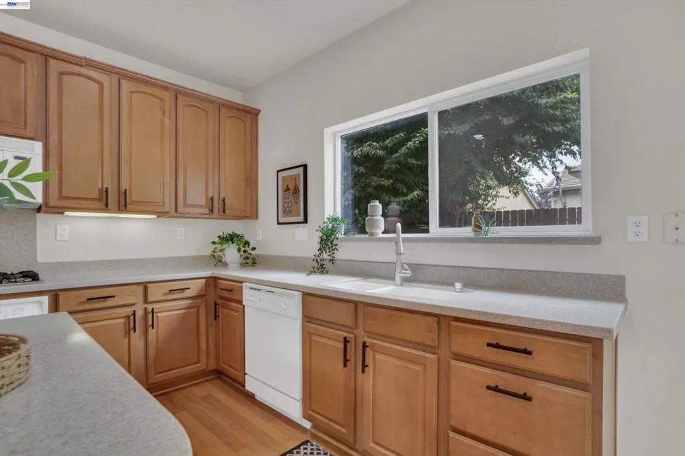 13253 Emerald Bay Ct Lathrop, CA 95330