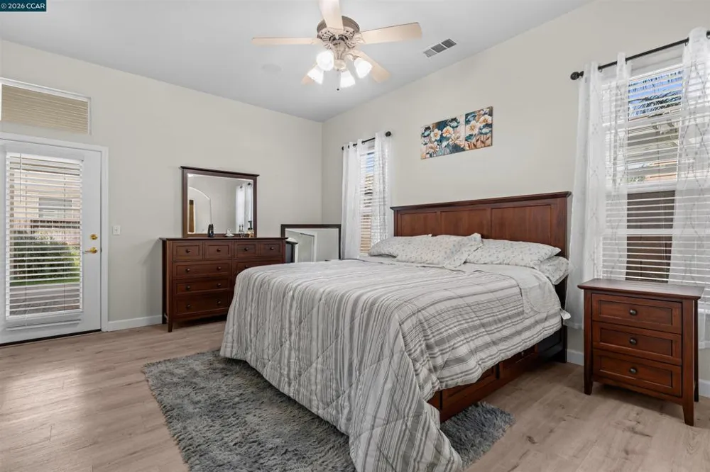 2408 Amber Elm Modesto, CA 95355
