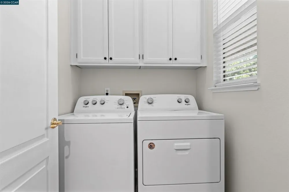 2408 Amber Elm Modesto, CA 95355