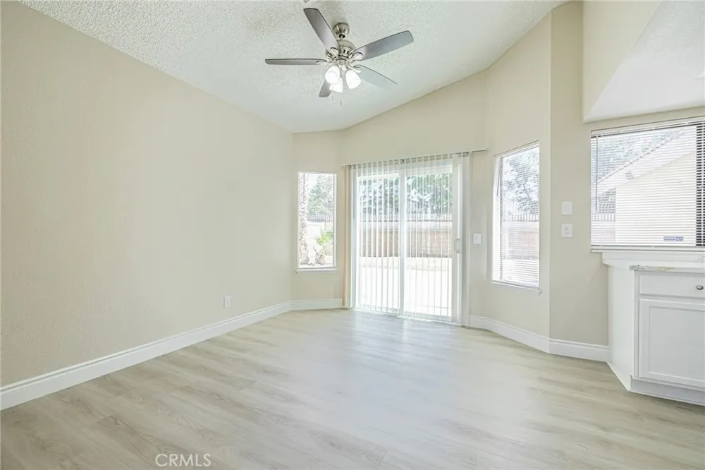 1544 E Norberry Lancaster, CA 93535