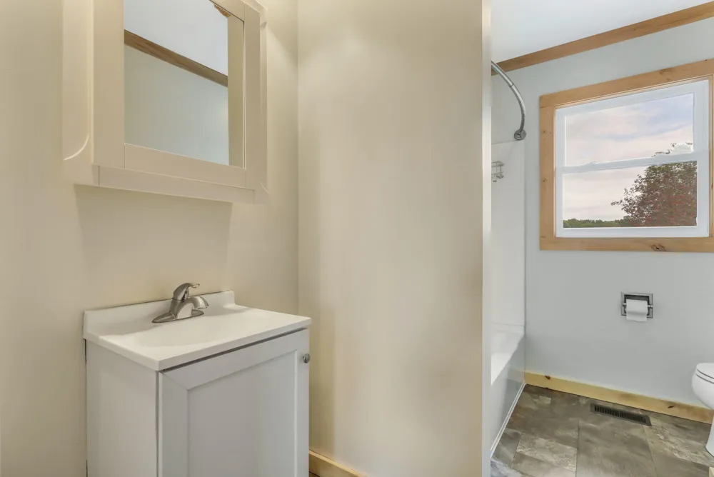8720 Cochran Road Grand Ledge, MI 48837