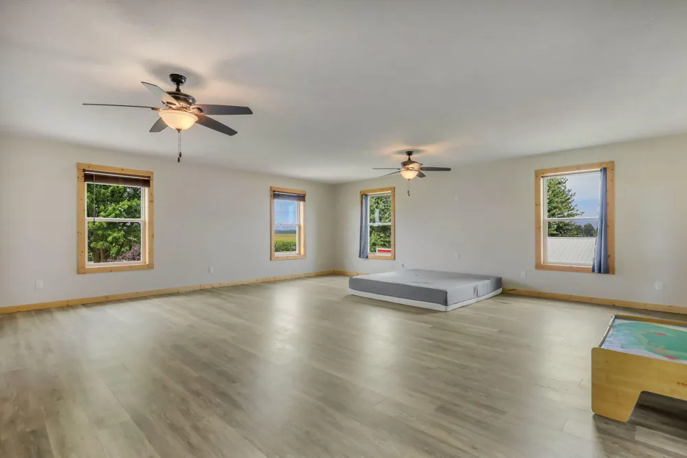 8720 Cochran Road Grand Ledge, MI 48837