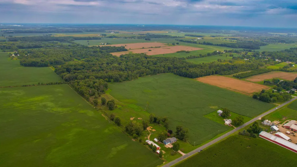 8720 Cochran Road Grand Ledge, MI 48837