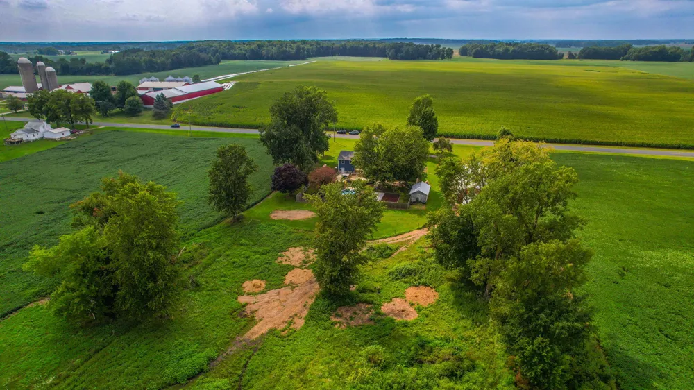 8720 Cochran Road Grand Ledge, MI 48837