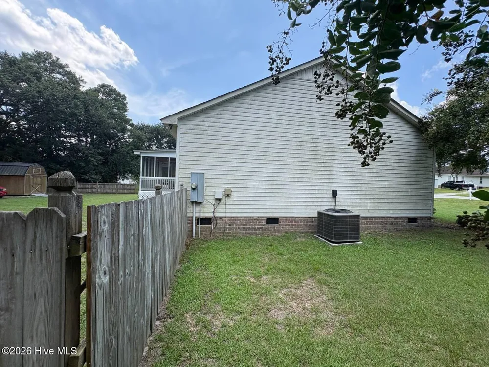 2468 Stratford Drive La Grange, NC 28551