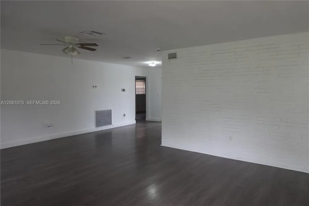 2081 Utopia Dr Miramar, FL 33023