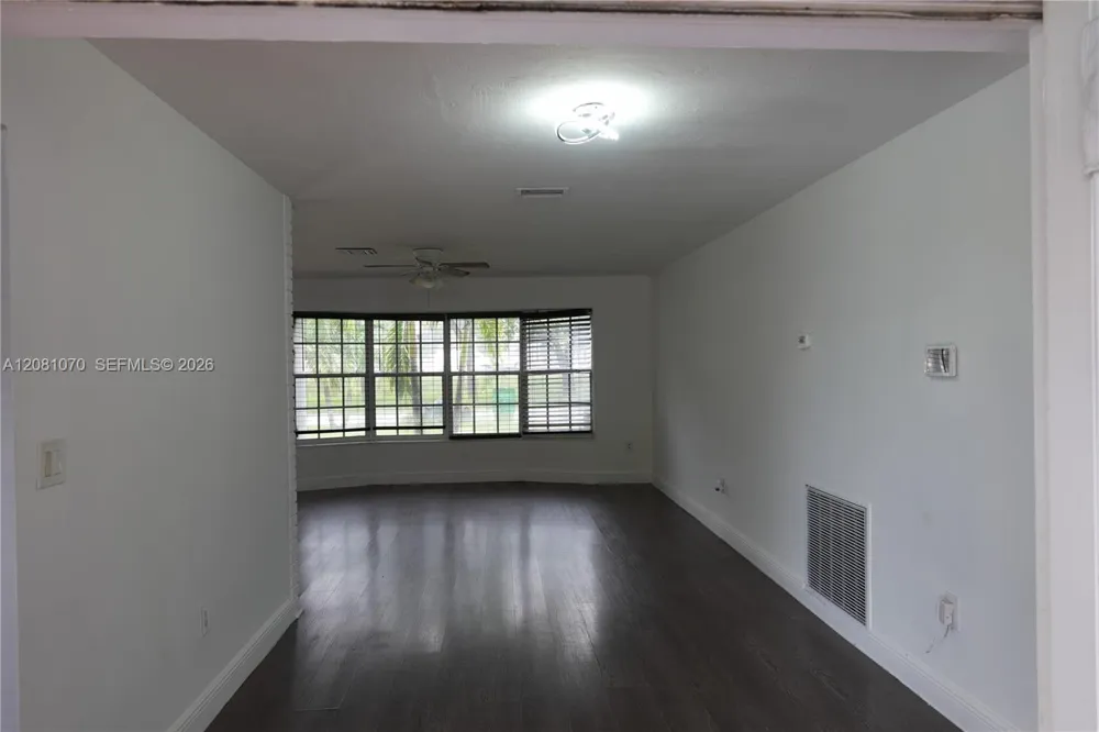 2081 Utopia Dr Miramar, FL 33023