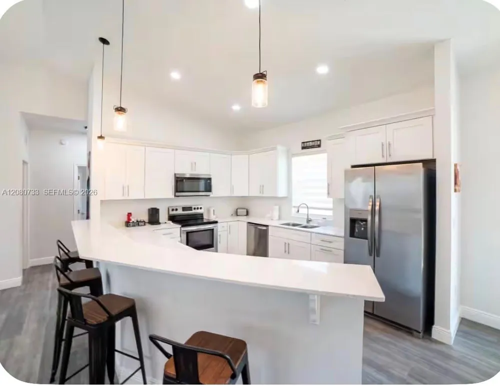 812 Lake Betty Dr Lake Placid, FL 33852