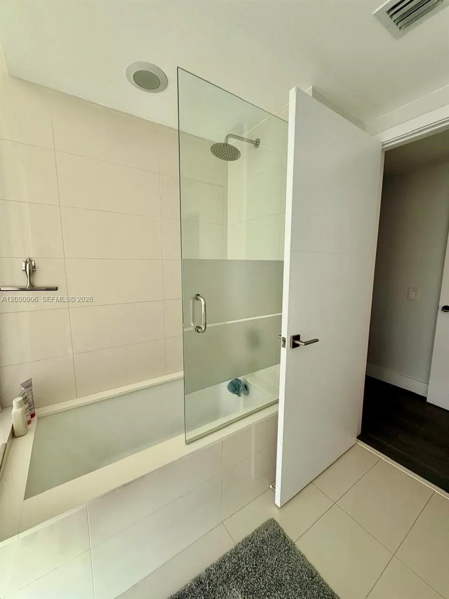 3131 NE 7th Ave #301 Miami, FL 33137