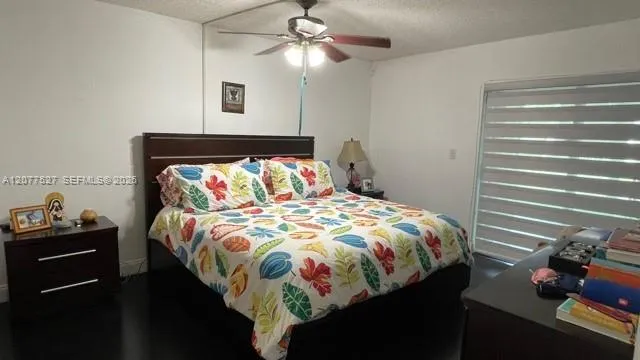 100 Lakeview Dr #103 Weston, FL 33326