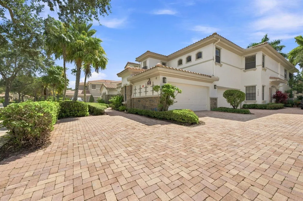 7634 Old Thyme Court Parkland, FL 33076
