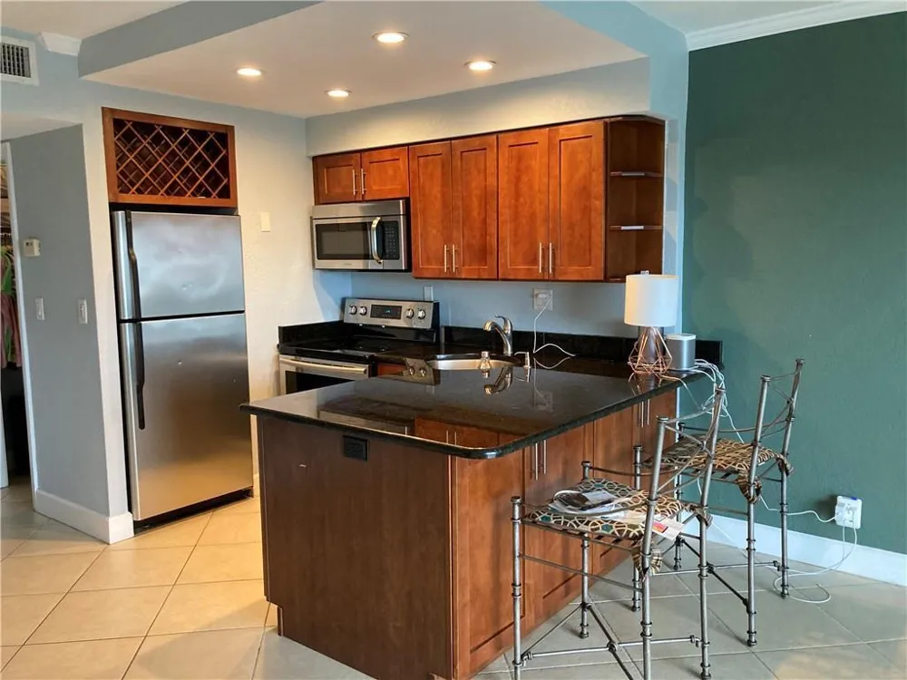 2900 NE 30th Street NE #E6 Fort Lauderdale, FL 33306
