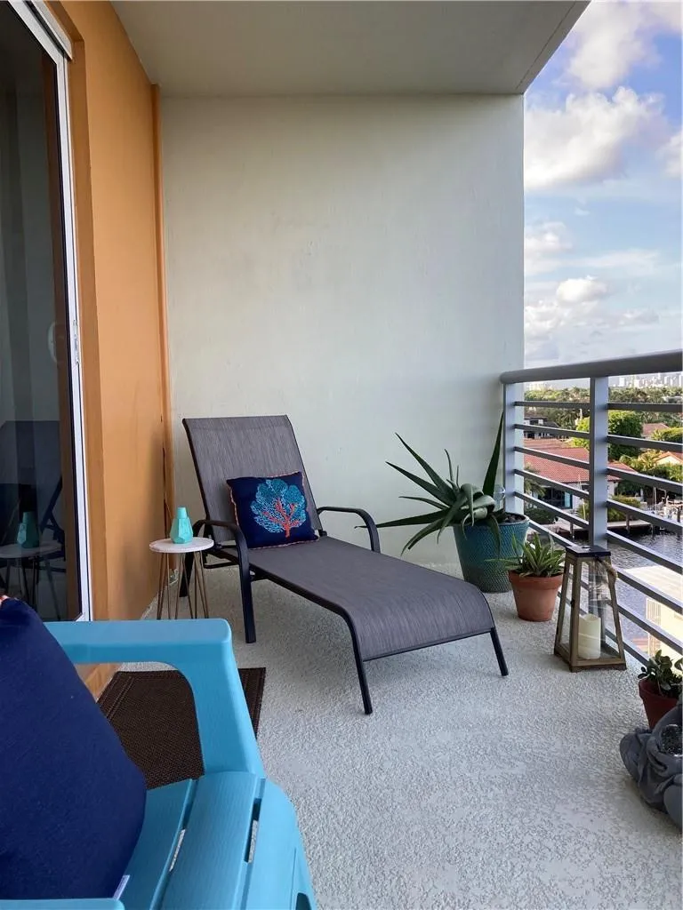 2900 NE 30th Street NE #E6 Fort Lauderdale, FL 33306