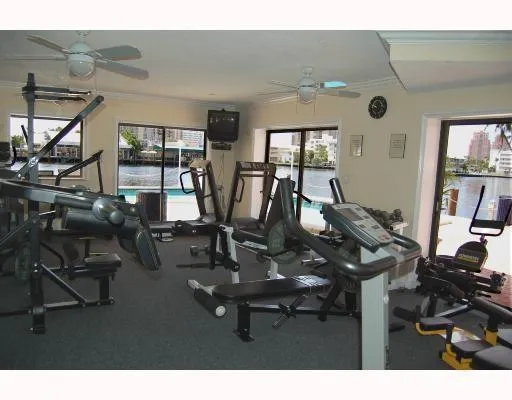 2900 NE 30th Street NE #E6 Fort Lauderdale, FL 33306