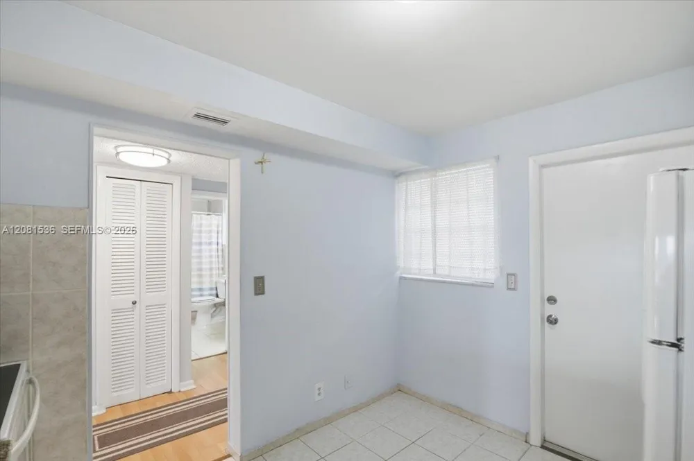 330 SE 2nd St #501G Hallandale Beach, FL 33009