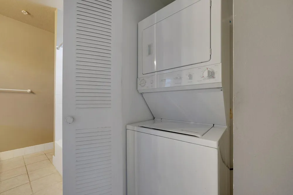 1054 University Boulevard #21 Jupiter, FL 33458