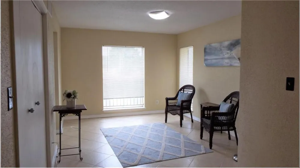 833 RIVERSIDE DRIVE #824 Coral Springs, FL 33071