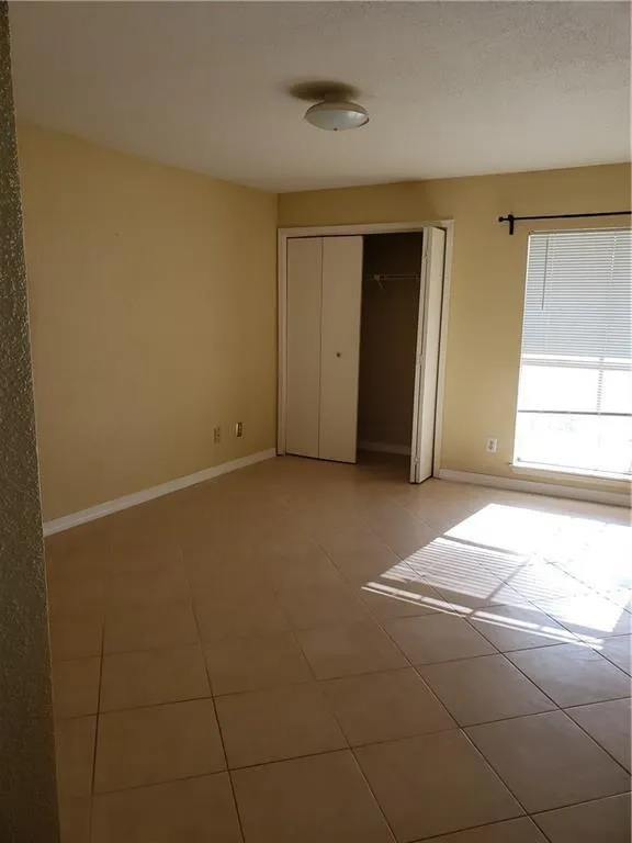 833 RIVERSIDE DRIVE #824 Coral Springs, FL 33071