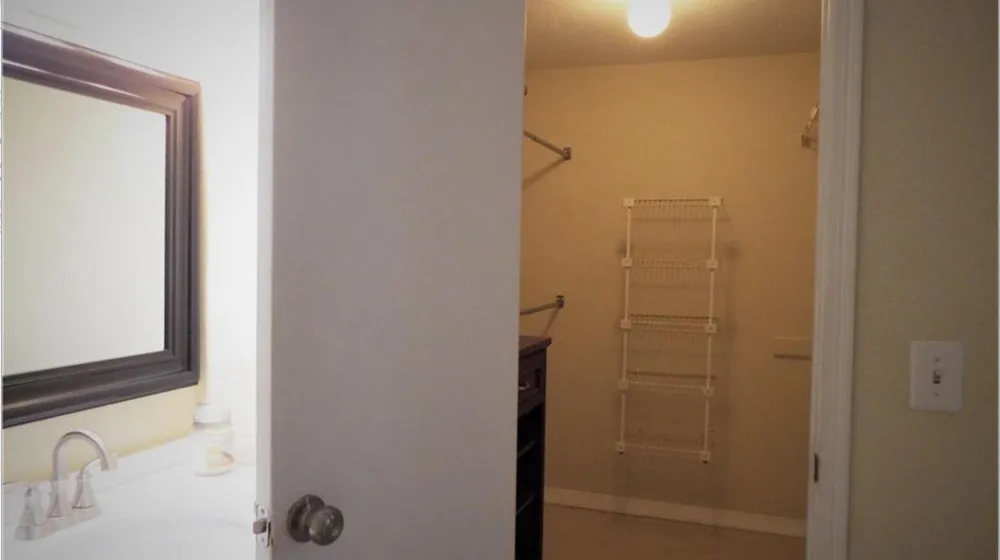 833 RIVERSIDE DRIVE #824 Coral Springs, FL 33071