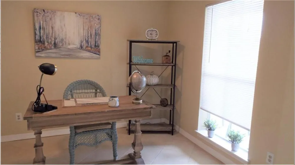 833 RIVERSIDE DRIVE #824 Coral Springs, FL 33071