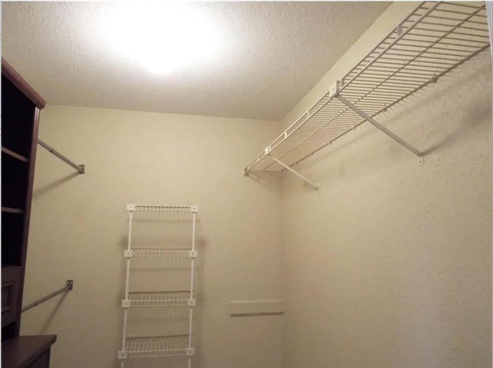 833 RIVERSIDE DRIVE #824 Coral Springs, FL 33071