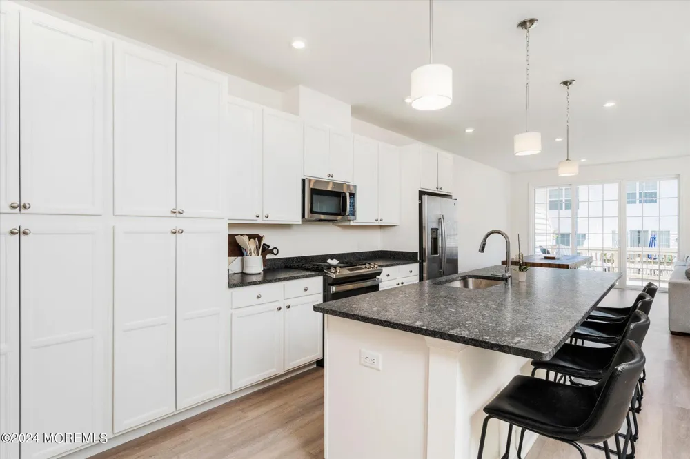 3327 Poplar Place Wall, NJ 07719