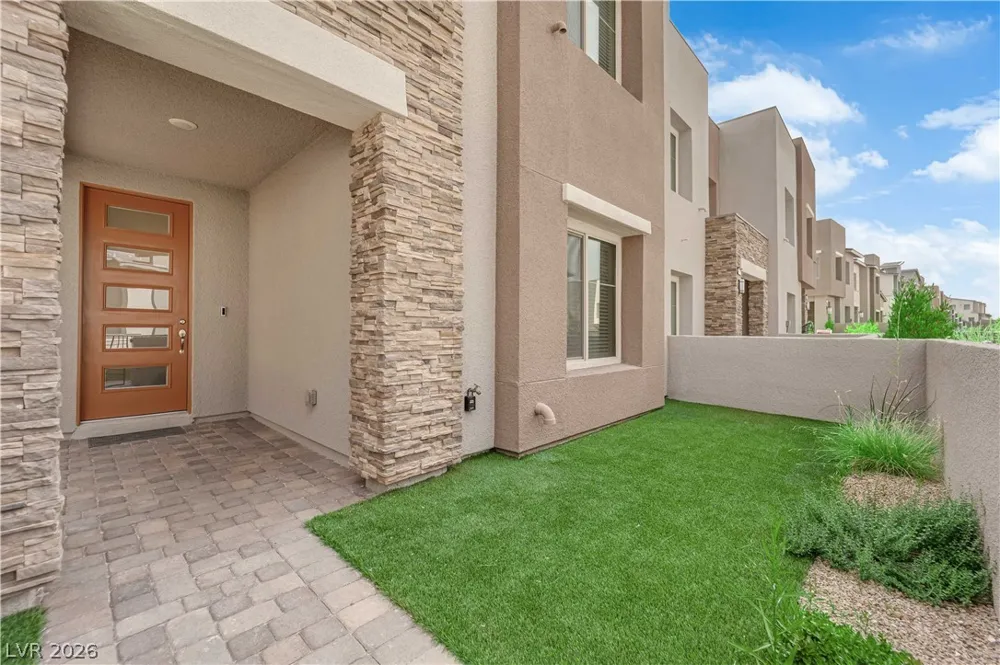 600 Carriage Hill Drive #1048 Las Vegas, NV 89138
