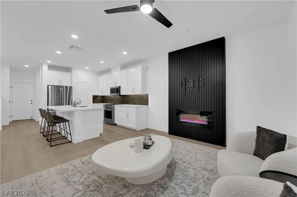 600 Carriage Hill Drive #1048 Las Vegas, NV 89138