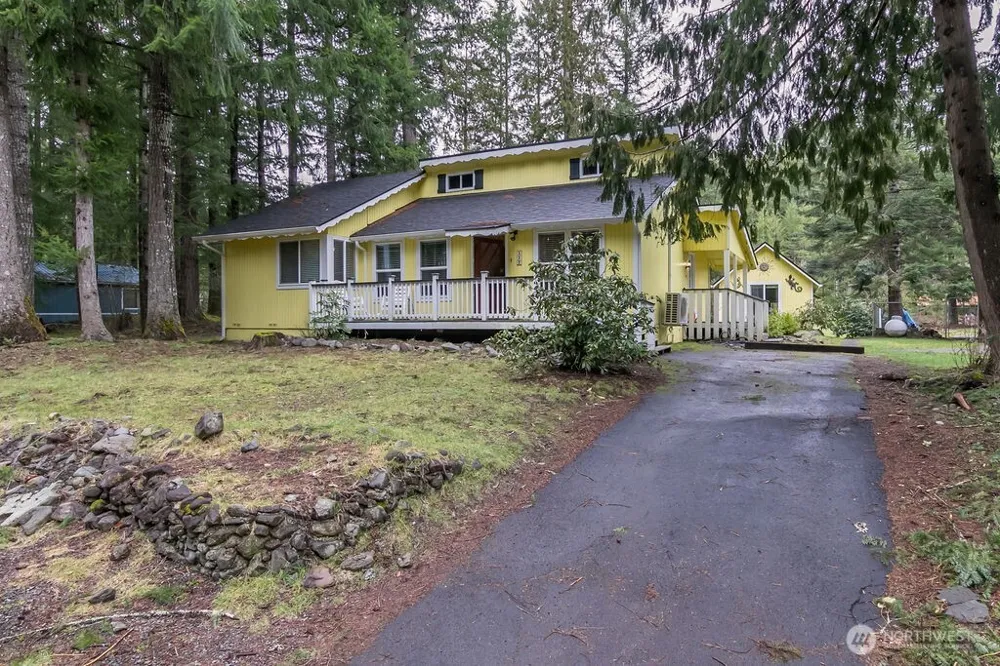 117 Butter Creek Lane Packwood, WA 98361