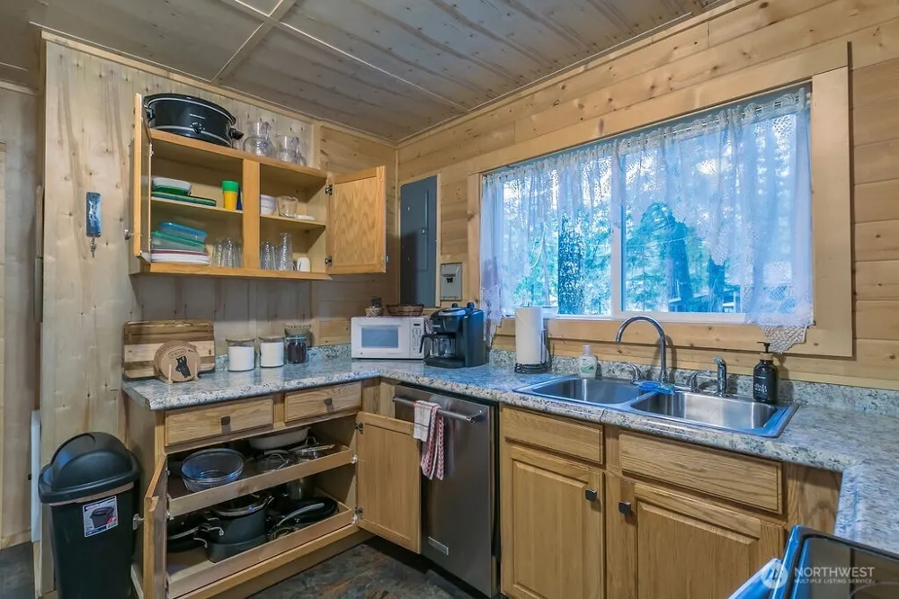 117 Butter Creek Lane Packwood, WA 98361