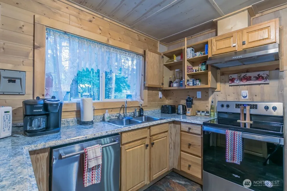 117 Butter Creek Lane Packwood, WA 98361