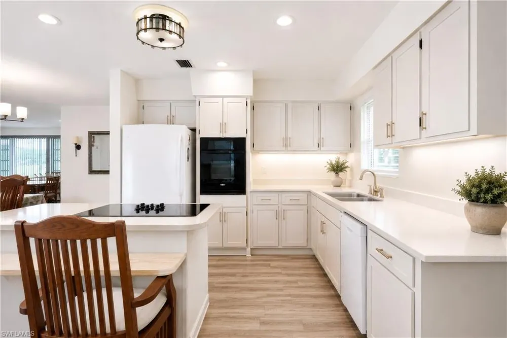 1810 SE 16th Street Cape Coral, FL 33990